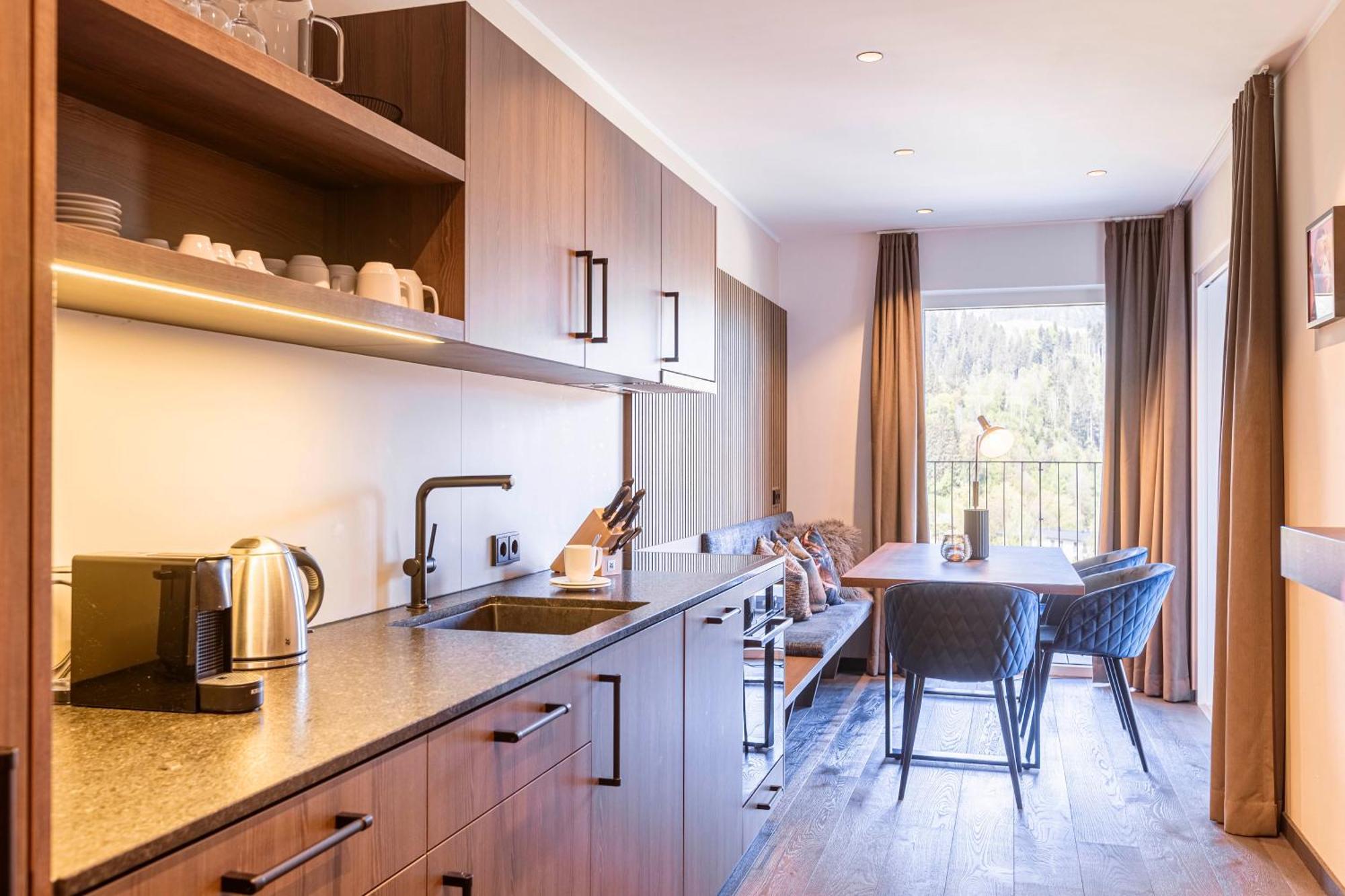 Brixental Suites Hopfgarten By Alps Resorts ホップフガルテン・イム・ブリクセンタール エクステリア 写真